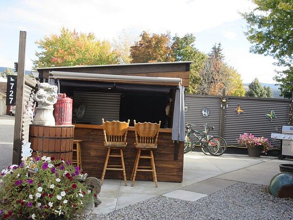 3rd image of 415 Commonwealth Rd #727