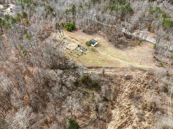 2nd image of 1717 Aaron Ridge Rd