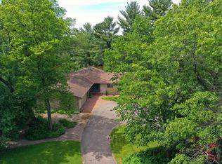 2331 River Bend Rd, Plover, WI 54467