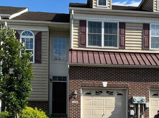 1130 Rosemont Ter, Pennsburg, PA 18073
