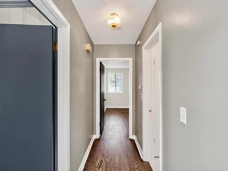218 Cumberland Cir #1 — Photo 12