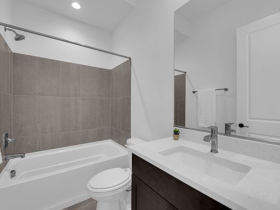 3rd image of 4792 Outlook Peak St