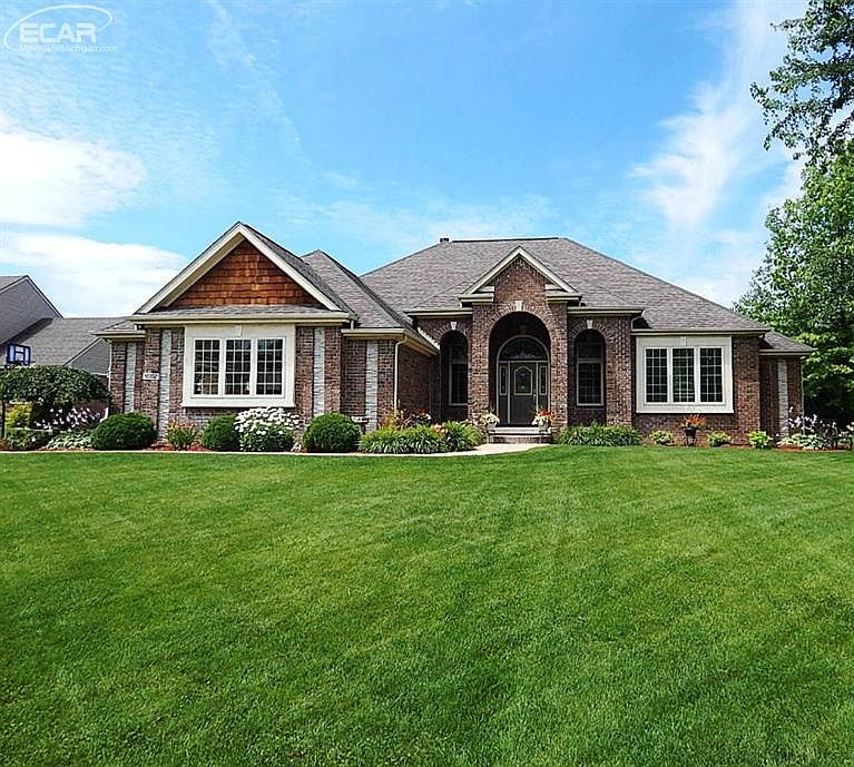 16302 Silver Landings, Fenton, MI 48430 Zillow