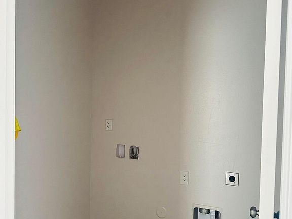 3rd image of 3911 Tyler Ave #A-b