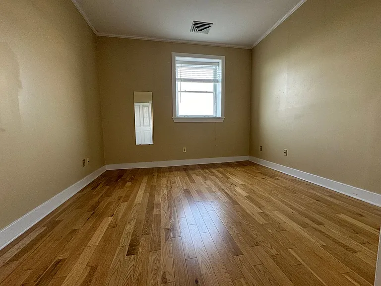 535 Main St #17 — Photo 14