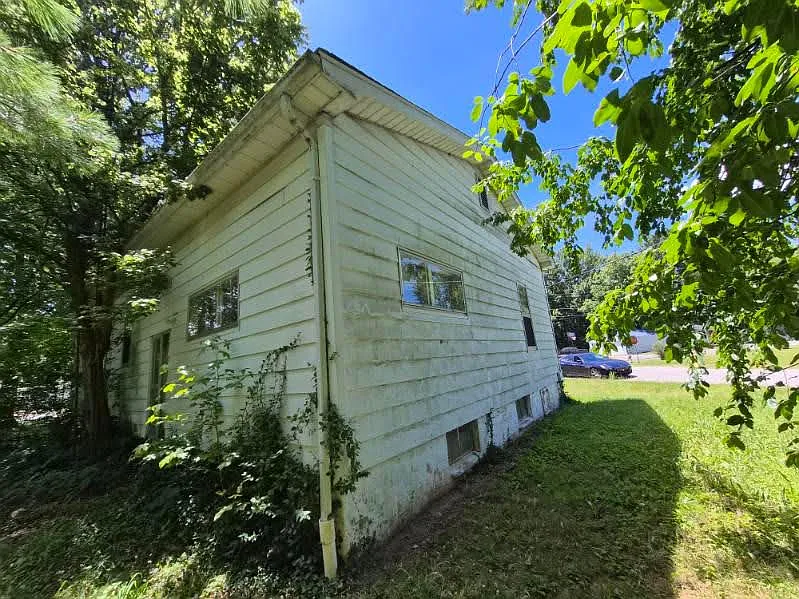 2 bed, 900 sqft, $725 — Photo 4