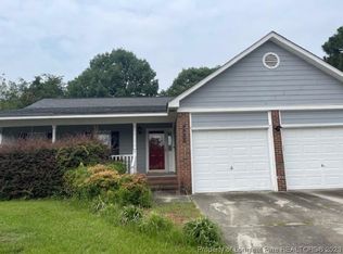 4528 Broadway Ct, Hope Mills, NC 28348