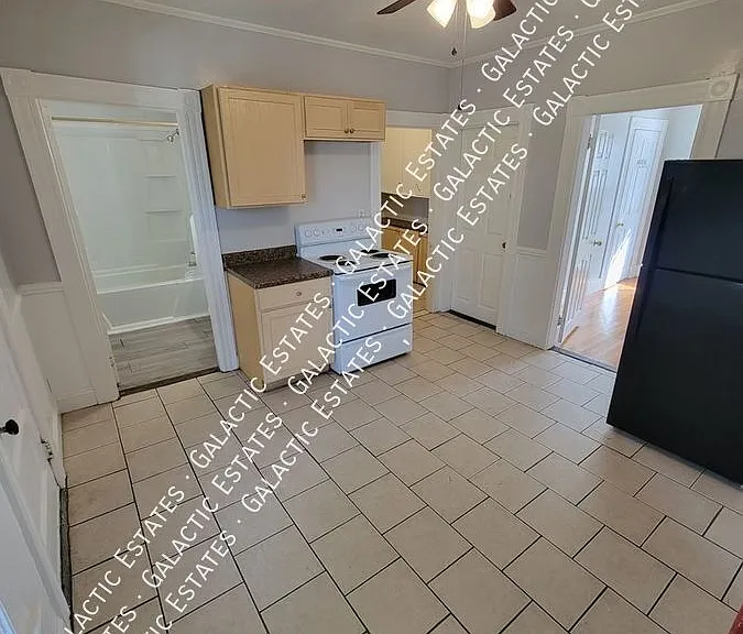 60 Arlington St #2 — Photo 2