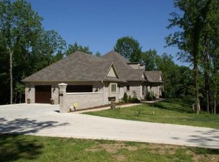 1311 Stonehaven Rd, Columbia, MO 65203