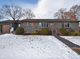 28 Armand Ave, Lowell, MA 01852