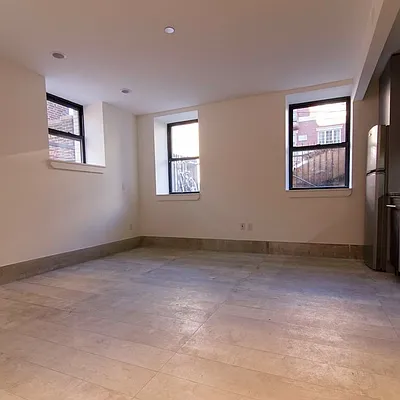 Rented by Nooklyn NYC LLC | media 17