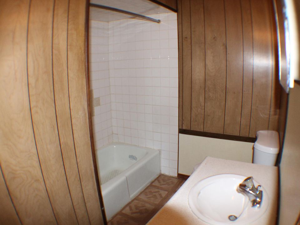 2nd image of 1002 Davis Ter #1