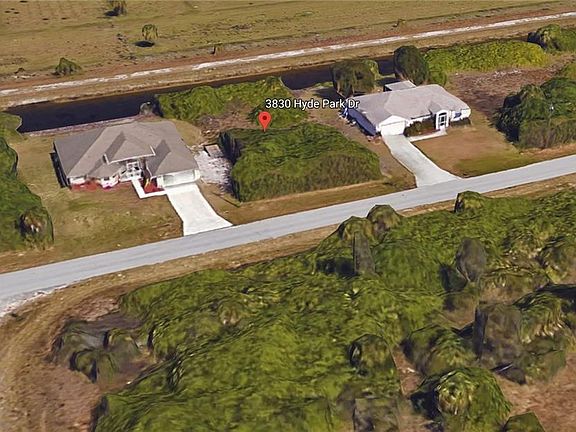 5th image of 3830 Hyde Park Dr
