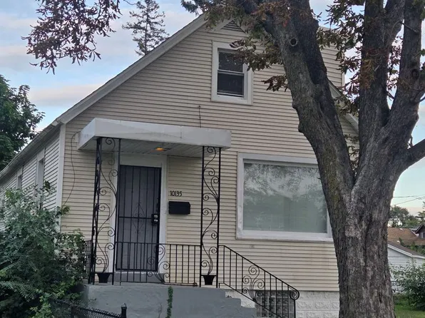 10135 S Racine Ave, Chicago, IL 60643