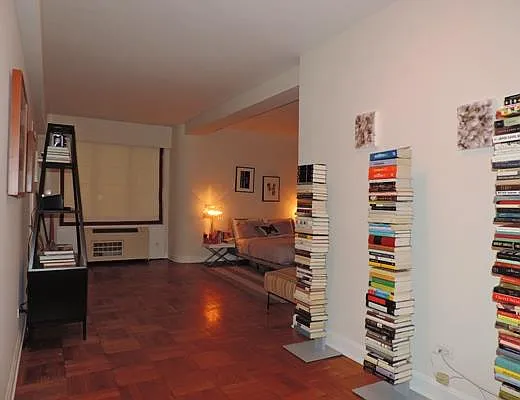 Rented by essential NEW YORK Real Estate | media 19