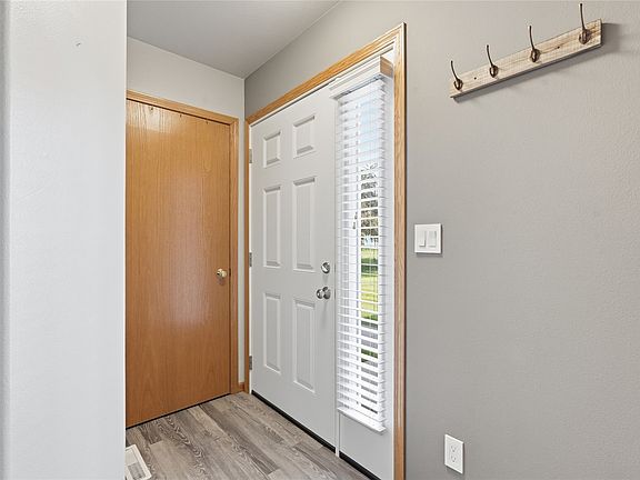 5th image of 3415 Queen Dr SW Unit D