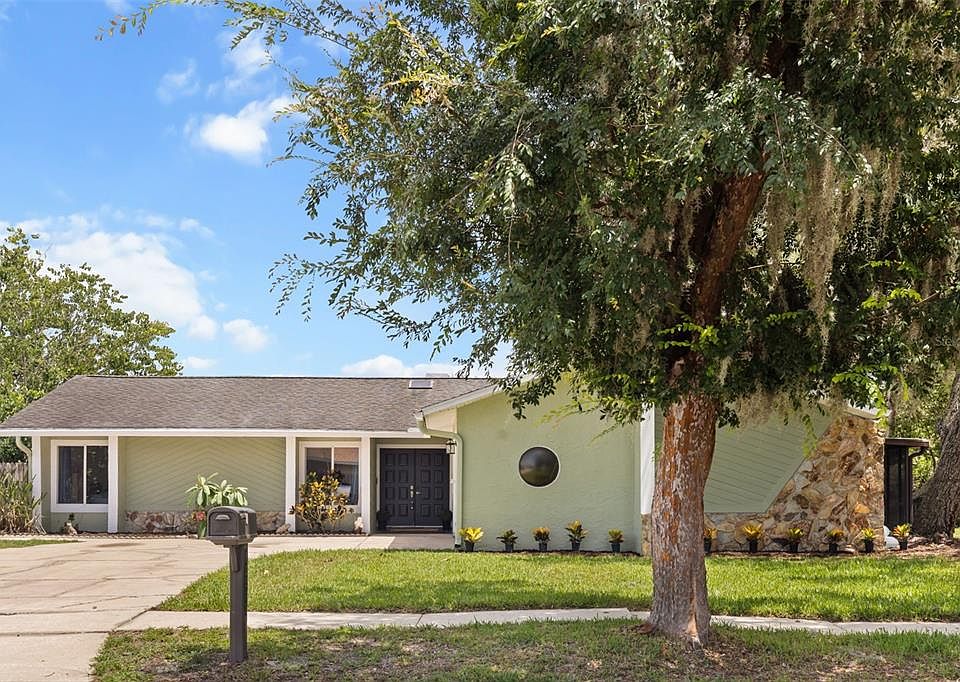1st image of 12512 WILLOW TREE AVENUE