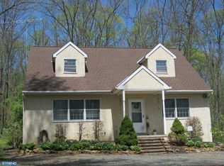 23 Fronheiser Rd, Bechtelsville, PA 19505