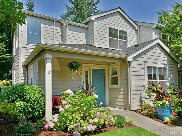 1250 Weaver Rd NW #1, Bainbridge Island, WA 98110