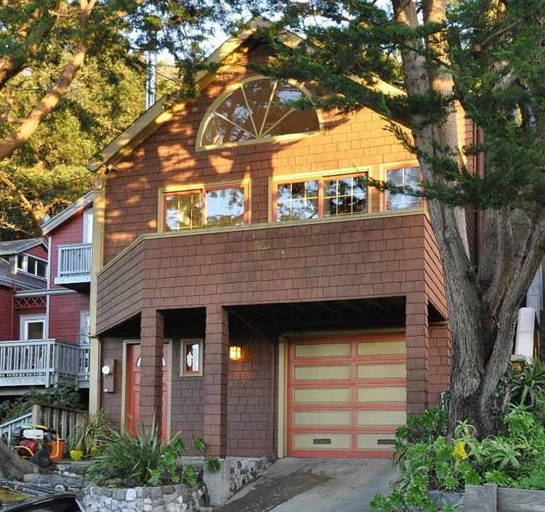 1st image of 107 Elsie St