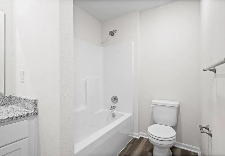 Oak Woods Townhomes — Photo 43
