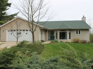 3863 Okeefe Ct, Stevens Point, WI 54482