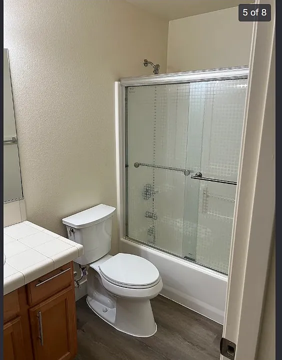 Common Bath- Full