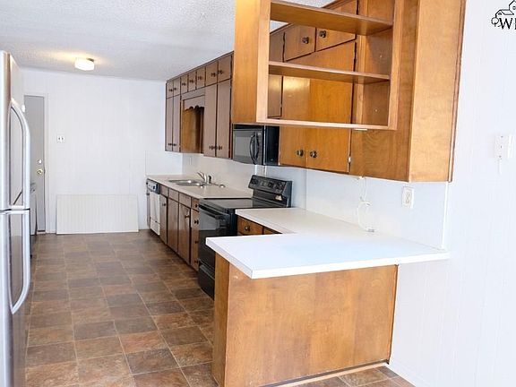 4th image of 3306 Sherwood Ln