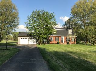 11475 Woodbridge Ln NW, Baltimore, OH 43105