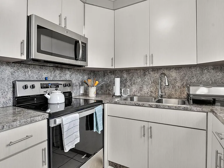 28 Brighton Dr E #28-A — Photo 12