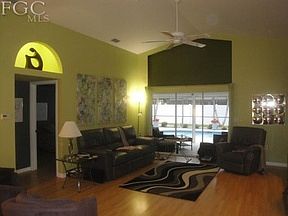 5th image of 1112 SE 5th St