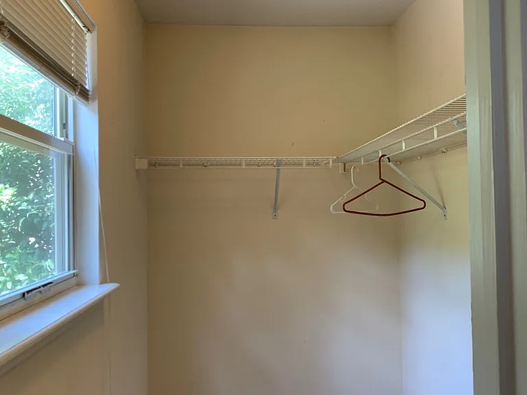 1742 Nestlewood Ln — Photo 19