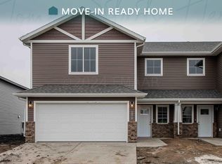 1472 68th Ave S, Fargo, ND 58104