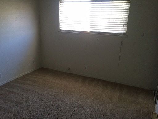 4th image of 325 N Santa Inez St