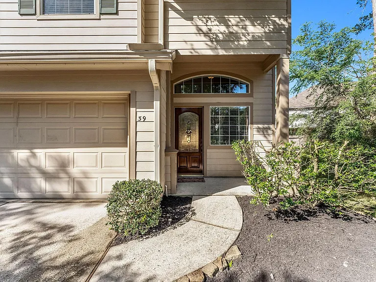 39 E Burberry Cir — Photo 4