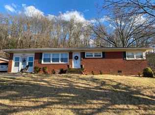 816 Douglas Dr, Rogersville, TN 37857