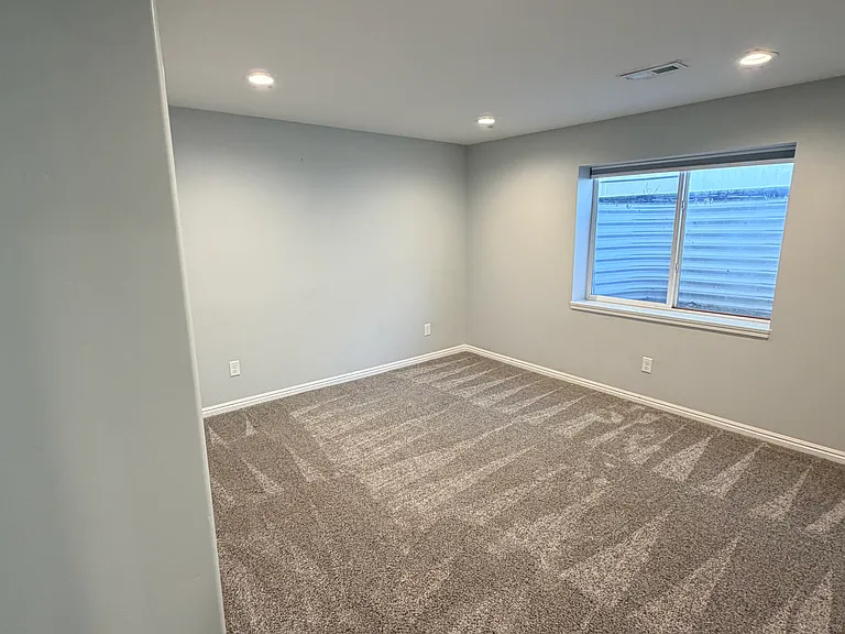 518 N 350 E — Photo 20