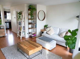 2375 Broadway St W #36, Vancouver, BC V6K2E6