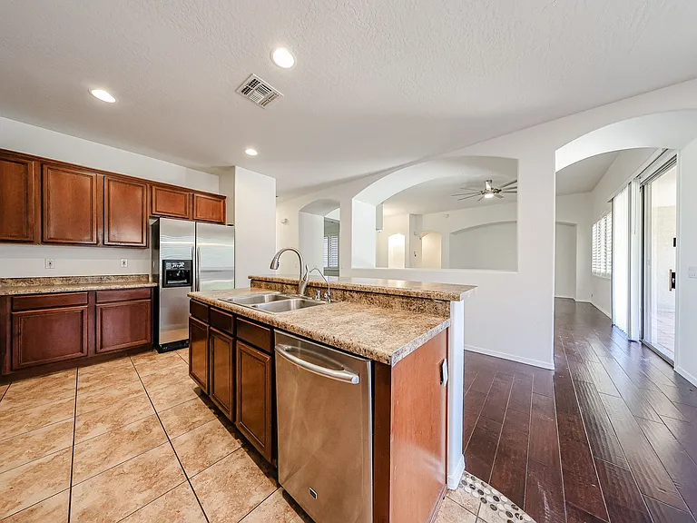 445 W Seagull Dr — Photo 19