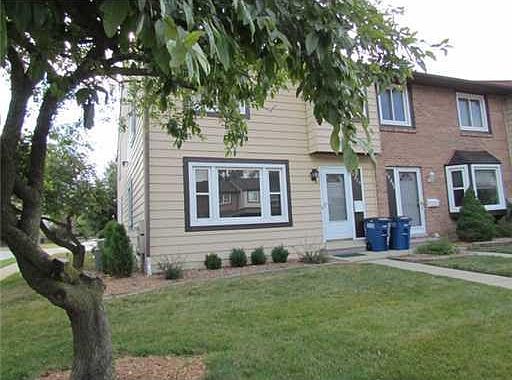 1st image of 38074 Carolon Blvd