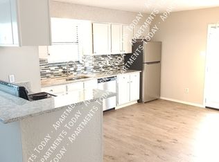 112 S Summit St #13, Red Oak, TX 75154