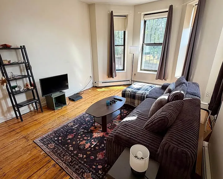 31 Fort Ave #2 — Photo 8