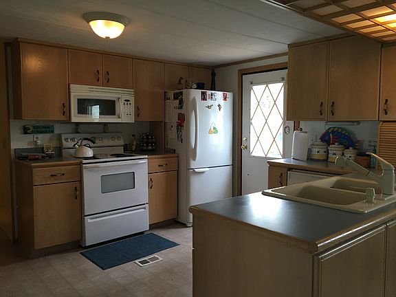 5th image of 265 N Christopher Dr