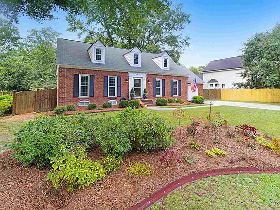 2nd image of 705 Galway Ln