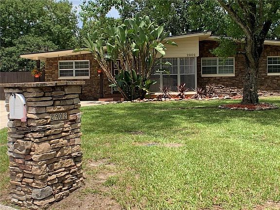 2nd image of 2902 Park Ct