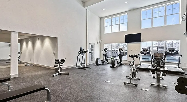 The Villas at Ridgeview Falls Apartments — Photo 18