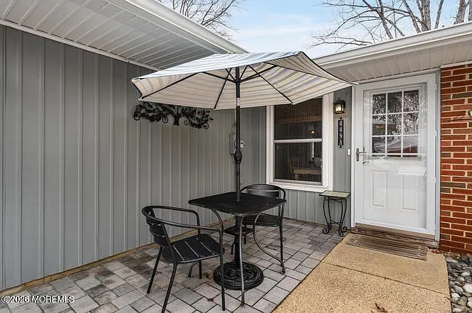 449A Cheshire Ct — Photo 2