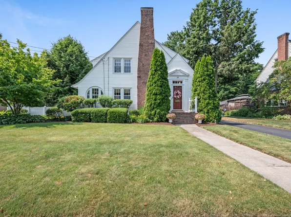 (undisclosed Address), Windsor, CT 06095