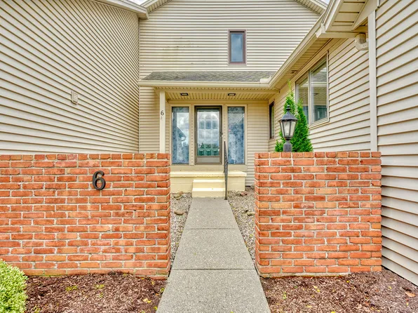 6 Greenwood Park, Pittsford, NY 14534