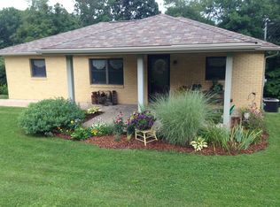 301 Vine St, Clairton, PA 15025